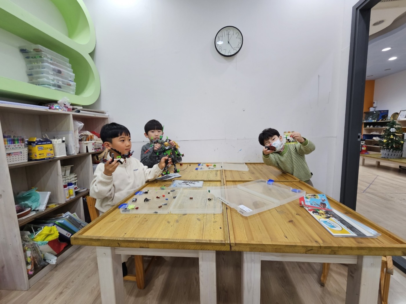 8428857adc0dd0ca418bd6813de618c3_1735897